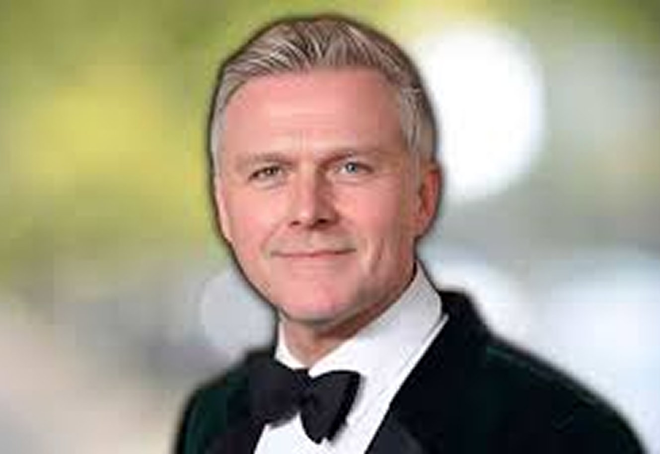 simon motson net worth